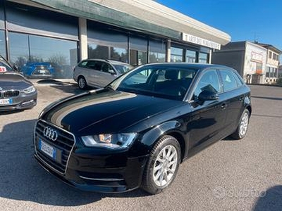 AUDI A3 Sportback 1.6 tdi Young 110cv s-tronic E6