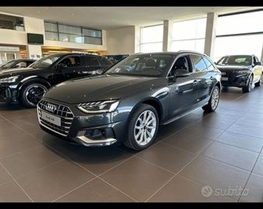 AUDI A4 AVANT 30 TDI S-TRONIC BUSINESS AD N600584