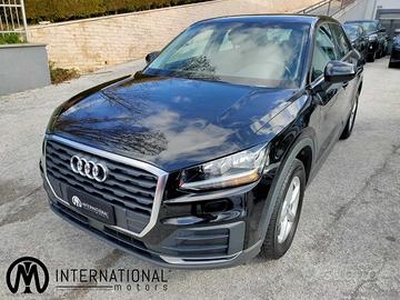 AUDI Q2 30 TDI Business