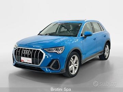 Audi Q3 40 TFSI quattro S tronic S line edition