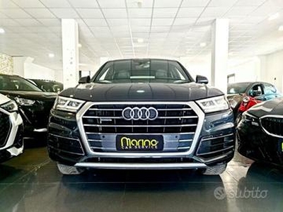 AUDI - Q5 - 40 TDI quattro S tronic Design