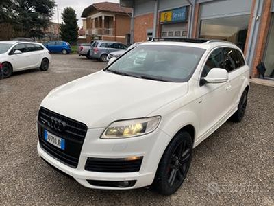 Audi Q7 3.0 V6 TDI 233CV quattro tiptronic S-Line