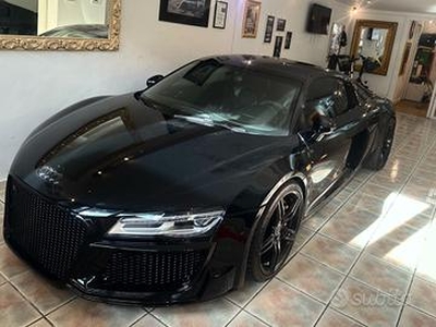 Audi R8 4.2 V8 FSI quattro R tronic/ PERFORMANCE