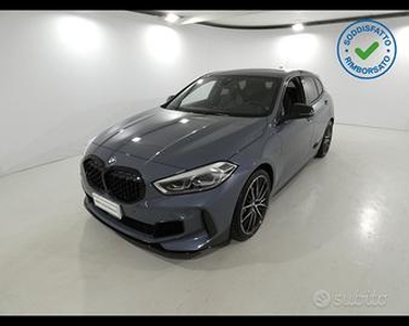BMW Serie 1 (F40) - M 135i xDrive