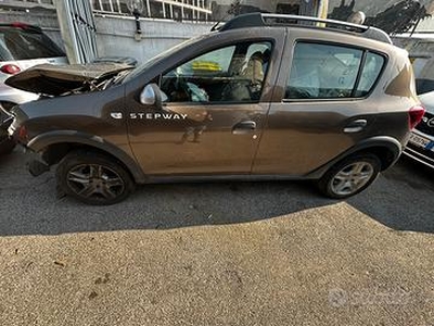 Dacia sandero stepway 12/2020 incidentata