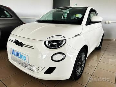 Fiat 500 ICON 118CV 87KW 42KWh 320KM AUTONOMIA