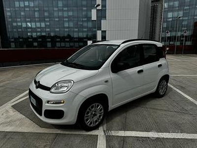 Fiat panda 1.2 benzina euro 6 pari al nuovo