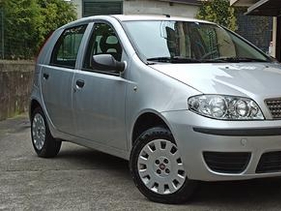 Fiat Punto 1.2 BENZINA 60cv / 15600km / Unipro