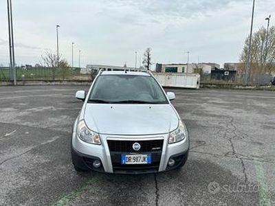 Fiat Sedici 1.9 MJT 4x4 Emotion