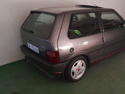 Fiat uno turbo ie ( replica )