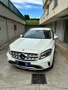 Mercedes GLA 200d 4matic