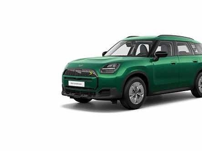 MINI Cooper SE Countryman ALL4 Classic da Test Grifo Caravan