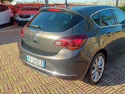 Opel Astra 1.4 Turbo 140CV 5 porte GPL Tech Cosmo