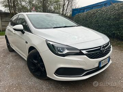 Opel astra 5 serie 2018 1.6 disel 110 cv