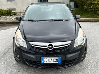 Opel Corsa 1.3 75cv *Neopatentati
