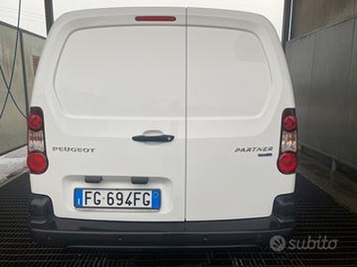 Partner Peugeot 100 cv diesel 3 posti