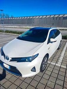 TOYOTA Auris - 2014