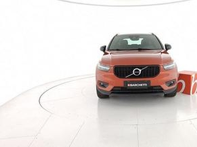 Volvo XC40 (2017----) D4 AWD GEARTRONIC R-DESIGN