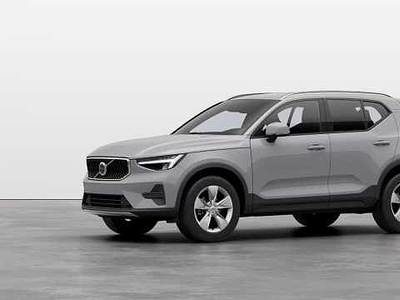 Volvo XC40 B3 Mild hybrid Benzina Core da Test Grifo Caravan