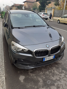 BMW 216d