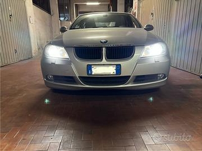 BMW 320D berlina