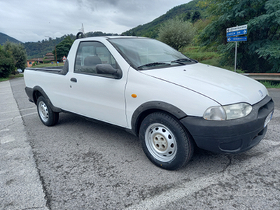 Fiat strada autocarro 2 posti