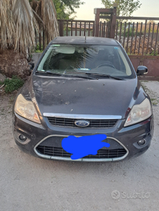 Ford focus titanium 2009 1.6 cilindrata