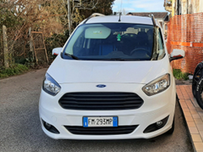 FORD Tourneo Courier 1.5 TDCI