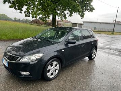 Kia ceed 1.6 Diesel