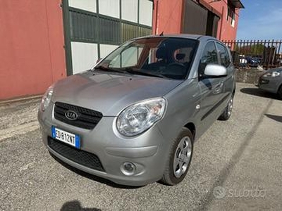 Kia Picanto 1.0 12V Life-2010