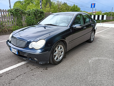 Mercedes-Benz C220 CDI