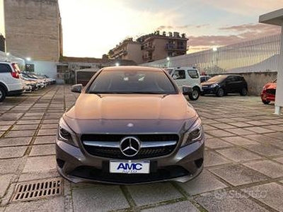 MERCEDES-BENZ CLA 220 d Automatic Premium Dark N