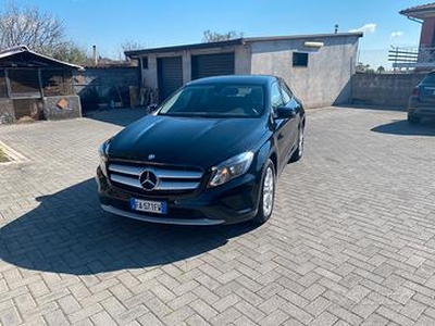 Mercedes GLA 180d