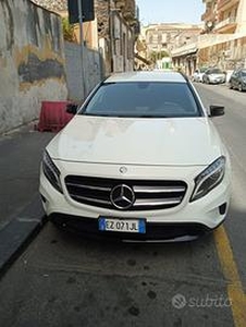 Mercedes gla 200d anno 2015