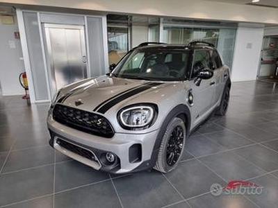 MINI Countryman Cooper SE ALL4 Essential Premiu