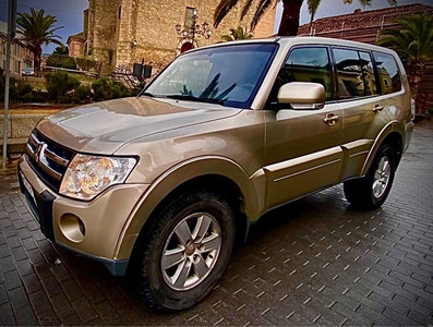 Mitsubishi Montero 2008