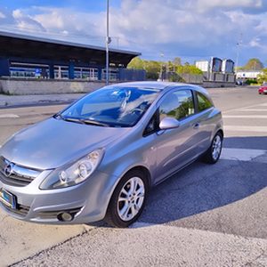 Opel Corsa 1.2 Sport