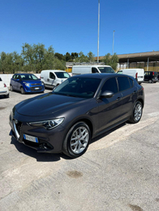 Stelvio 2.2 turbodiesel 180cv at8 q4