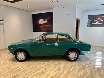 Usato 1967 Alfa Romeo GT Junior 1.3 Benzin 88 CV (34.000 €)