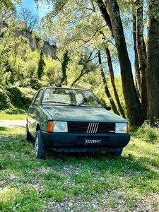 Usato 1983 Fiat Uno Benzin (3.400 €)