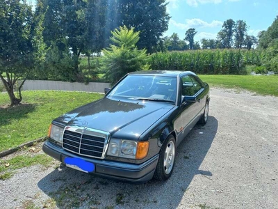 Usato 1990 Mercedes E300 3.0 Benzin 231 CV (25.000 €)