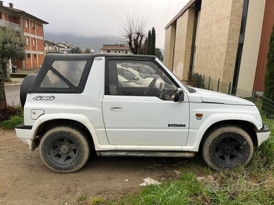 Usato 1990 Suzuki Vitara 1.6 Benzin 75 CV (3.500 €)