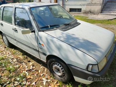 Usato 1992 Fiat Uno 1.1 Benzin 56 CV (300 €)
