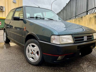 Usato 1993 Fiat Uno 1.0 Benzin 45 CV (3.490 €)