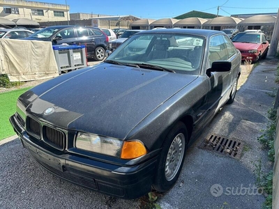Usato 1994 BMW 318 1.8 Benzin 140 CV (11.999 €)
