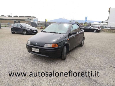 Usato 1995 Fiat Punto Cabriolet 1.2 Benzin 58 CV (2.300 €)