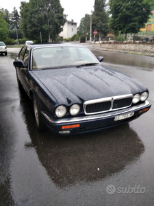 Usato 1995 Jaguar X300 4.0 Benzin 234 CV (2.700 €)
