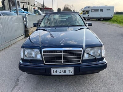 Usato 1995 Mercedes E200 2.0 LPG_Hybrid 136 CV (16.000 €)