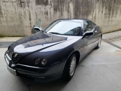 Usato 1996 Alfa Romeo GTV 2.0 Benzin 150 CV (2.950 €)