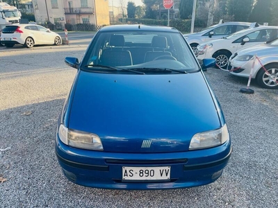 Usato 1997 Fiat Punto 1.2 Benzin 73 CV (1.900 €)